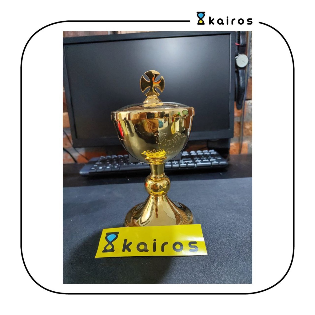 Piala dan Sibori Lapis Emas - Benda Perlengkapan Misa Katolik (satuan)