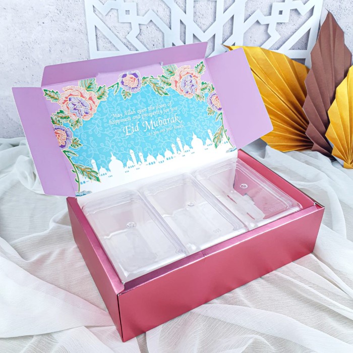 

Box Lebaran 3 Toples 350Gr / Hampers Idul Fitri Jasmine Gold 052