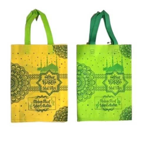 

Tas Lebaran/Tas Idul Fitri/Tas Spunbond Ukuran 30X40 Isi 12Pcs 046