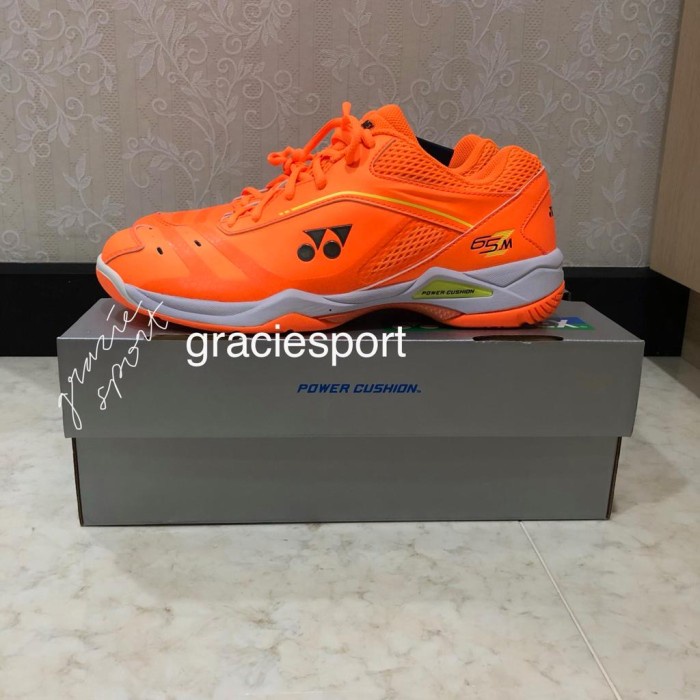 {MentariStore} Sepatu Badminton Yonex Power Cushion SHB65ZM Bright Orange - 44 Diskon