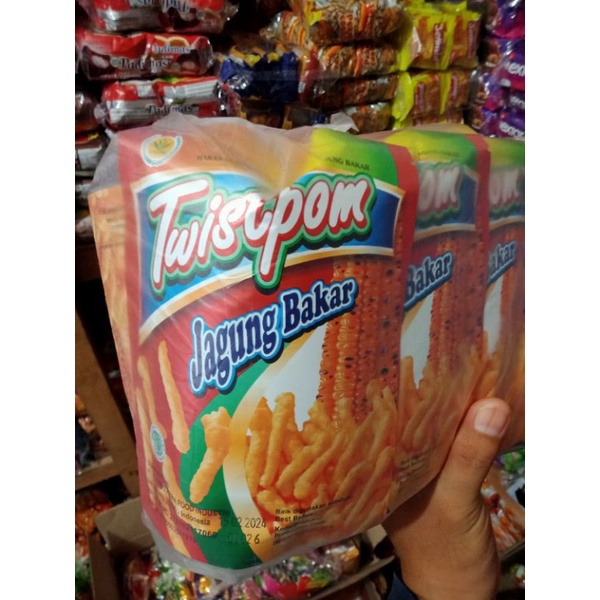 

Twistpom Makanan Ringan Rasa Jagung Bakar 10Pcs