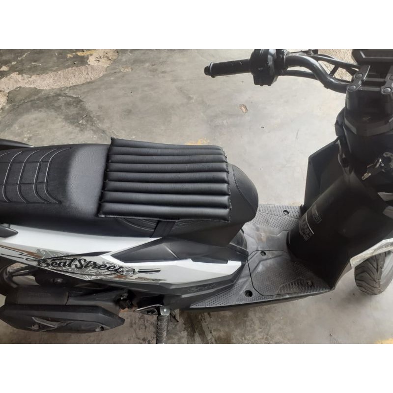 bantal air jok motor