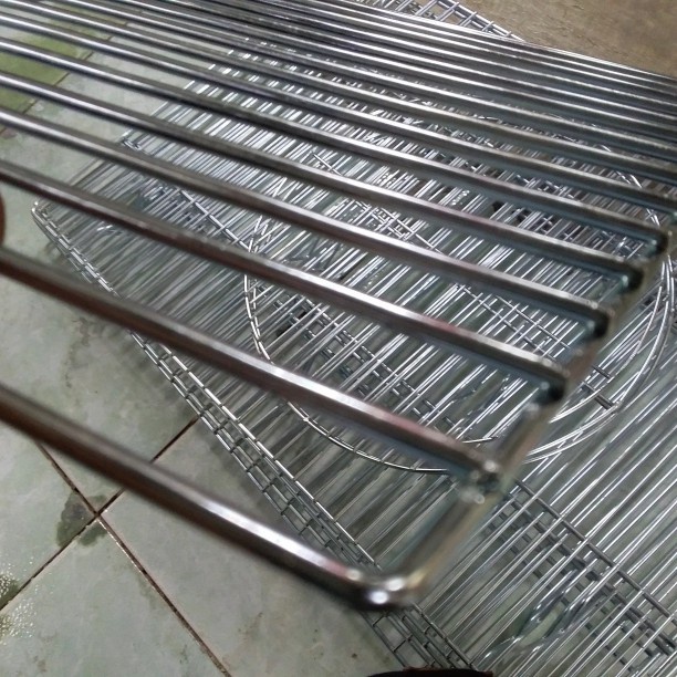 Rak Oven/Oven Rak MODENA Bahan tebal Dan kokoh Uk 45,2 x 36,2cm