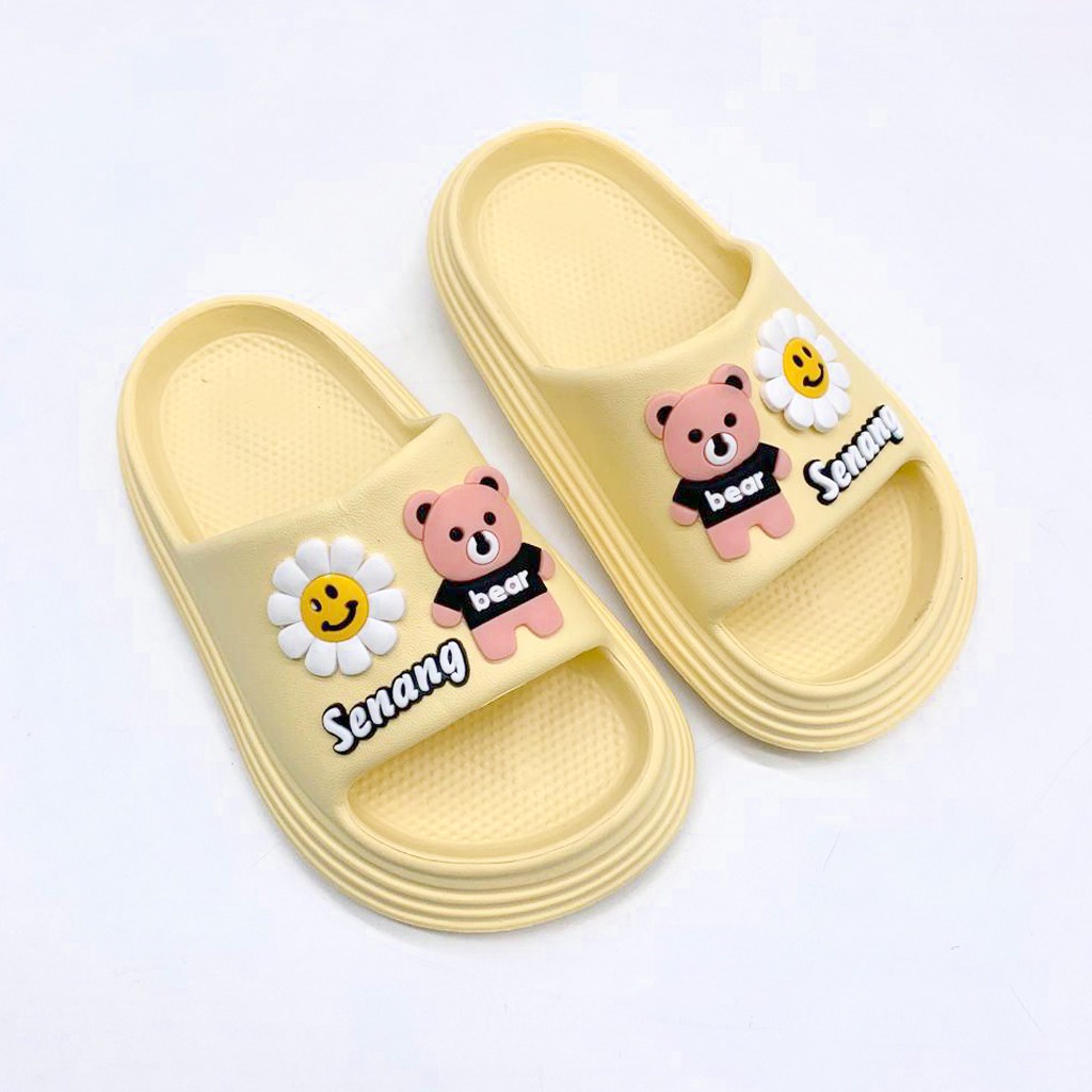 Sandal Selop Anak Perempuan Bahan Karet Anti Licin Kekinian Terbaru Size 24-35