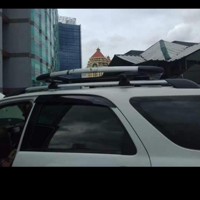 Roof Rak Bagasi Atas Mobil Terios+Kaki Merek Sun Rack