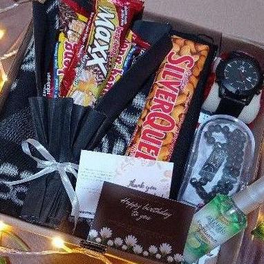 

Hampers Cowok/Ikhwan/Kado Cowok/Giftbox/Hampers Lebaran/Kado Ulang Wayang.Groceserry