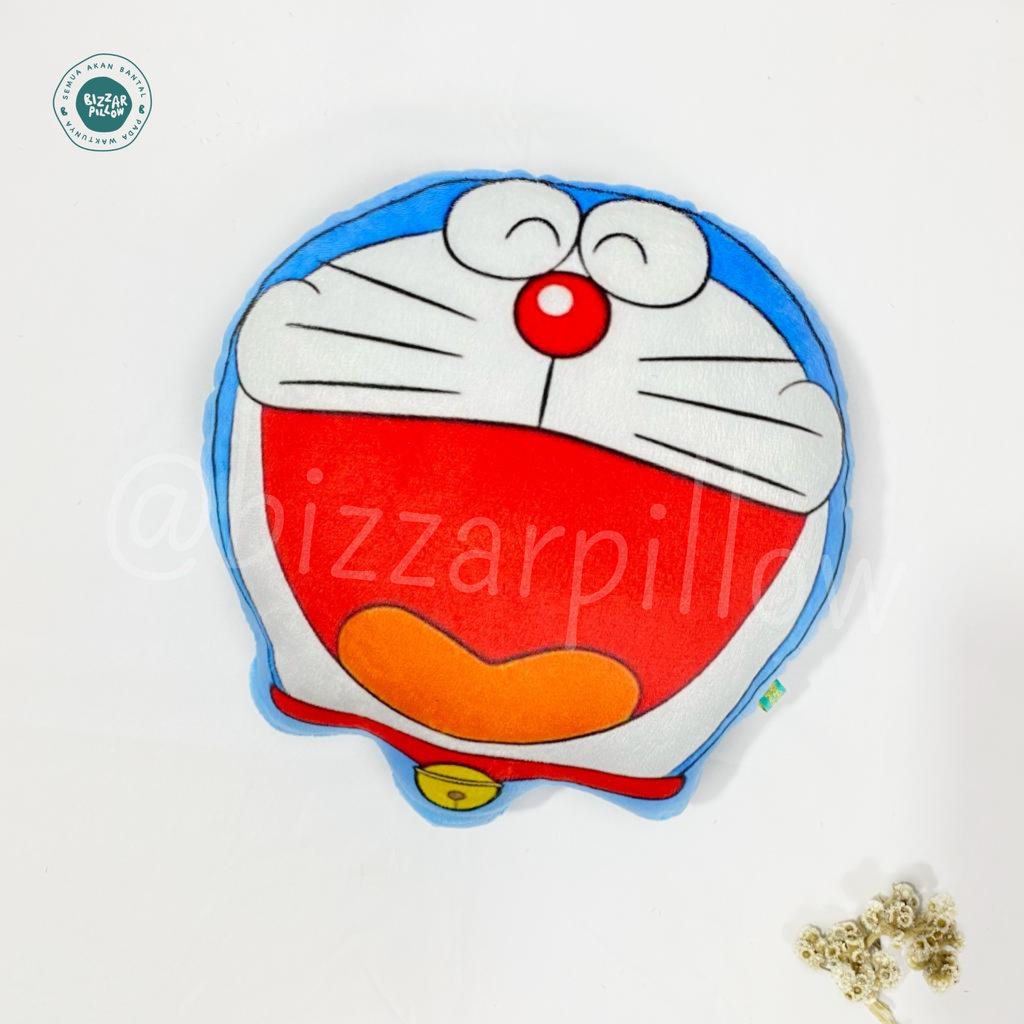 Bizzarpillow Bantal Kepala Kartun Size S - Cocomelon | Doraemon | Pororo BZ359