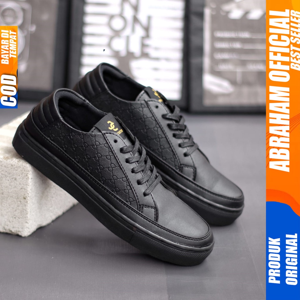 Sepatu Sneakers Pria Hitam Polos Kerja Sekolah Kuliah Abraham Jhon Low