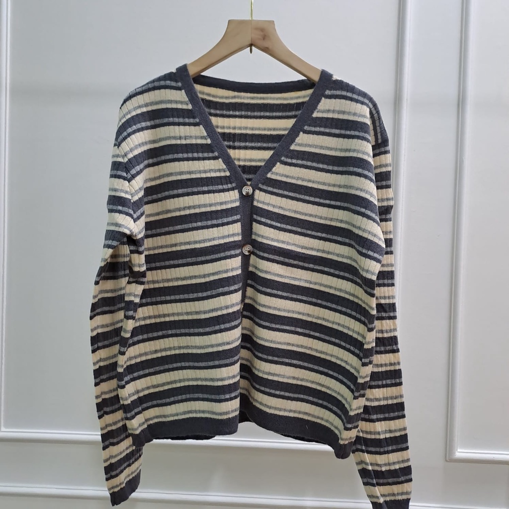 Sarah Cardi Stripes Two Tone - Cardigan Knit Korean Style - Atasan Wanita Rajut Import TM (19874-A)