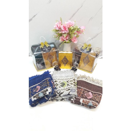 

souvenir al quran-sajadah-tasbih/hampers mengenang 40 hari/100 hari wafat/haul/pengajian tahlil/hampers tahlil