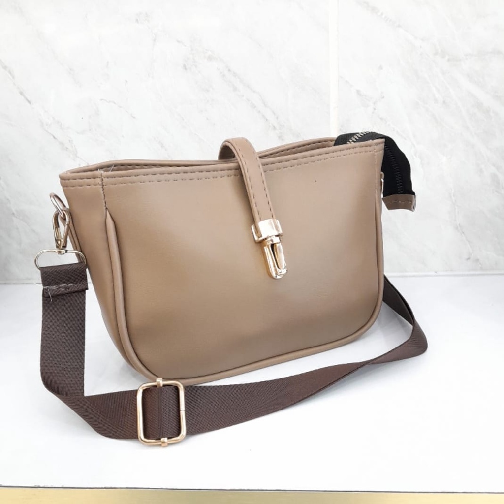 Akaci 08-8040 Tas Wanita Selempang Simple Elegan Kekinian Terbaru (COD)