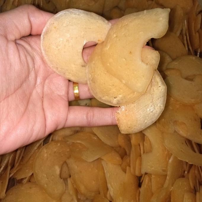

kerupuk udang bulan sabit mentah 500 gram uru01