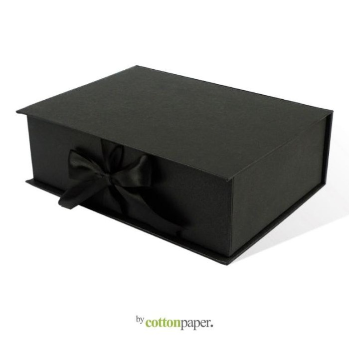 

box kado hitam / gift box / box polos / hampers / box hampers / jumbo