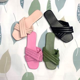 SS Sandal Flat Slop Polos Silang 6497 Sendal Rumah Santai Berkualitas Model Bantal Silang Sendal Empuk Sendal Teplek Casual Wanita Gaya Korea Murah Import