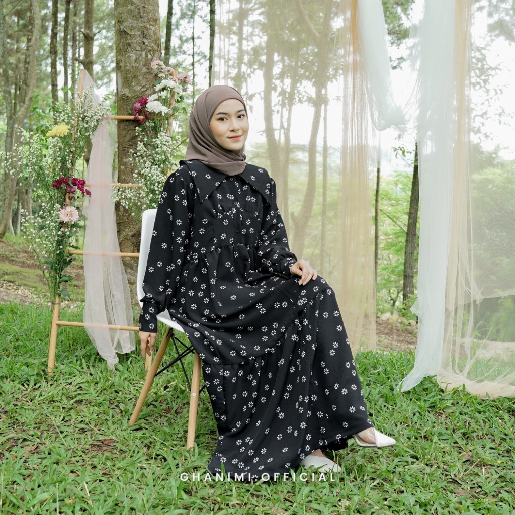 Ghanimi - Nadira Dress / Gaun Motif Bunga / gamis terbaru / dress kondangan / dress motif kancing berkerah / baju kondangan kekinian / dress lengan panjang