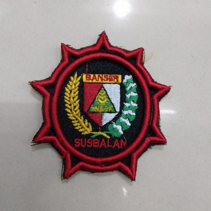 Emblem susbalan bordir timbul