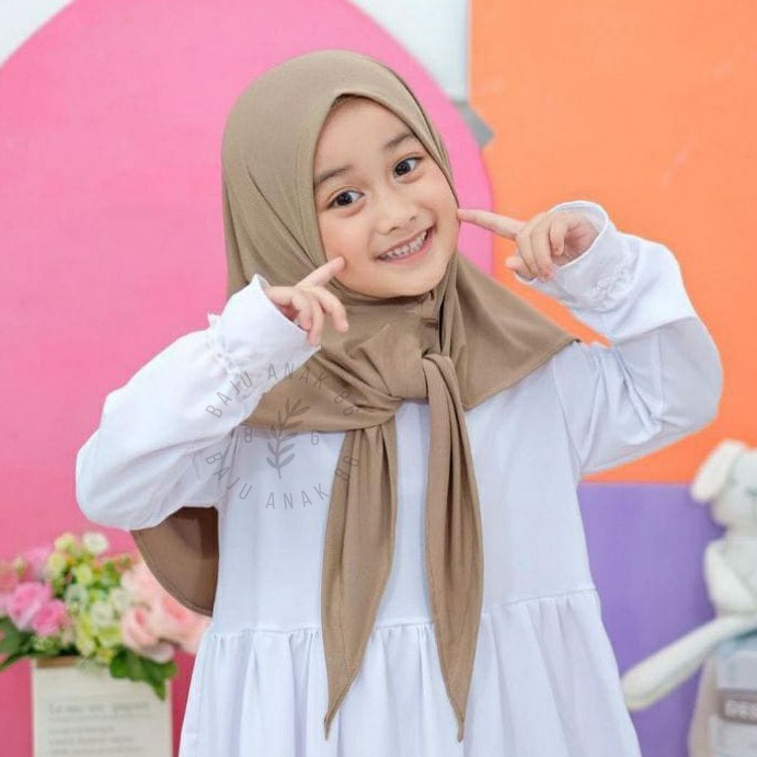 Hijab Anak Segitiga Instan - 022.4711