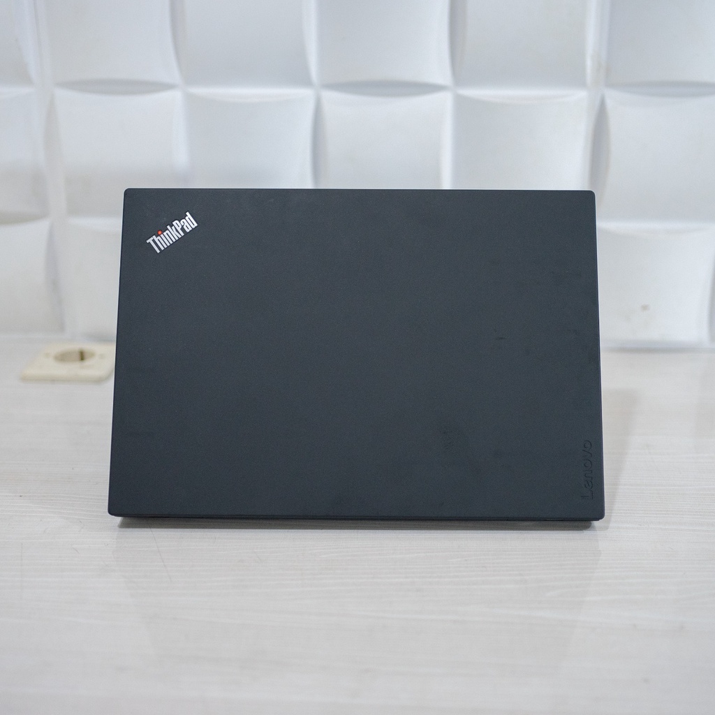 Laptop Lenovo Thinkpad T480 Intel Core i5 Gen 8 Ram 8 Gb Ssd 256 Gb Second Like New