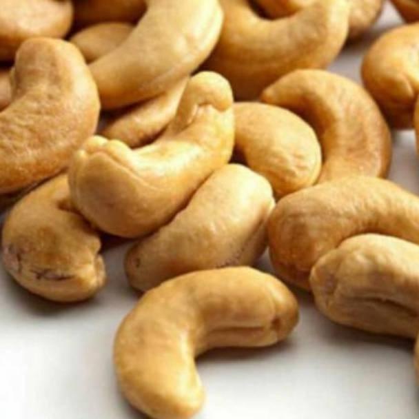 

KACANG MEDE DISKON KACANG MEDE PANGGANG 500 GR - METE UTUH / ROASTED CASHEW 500 GR EL09I09A82L