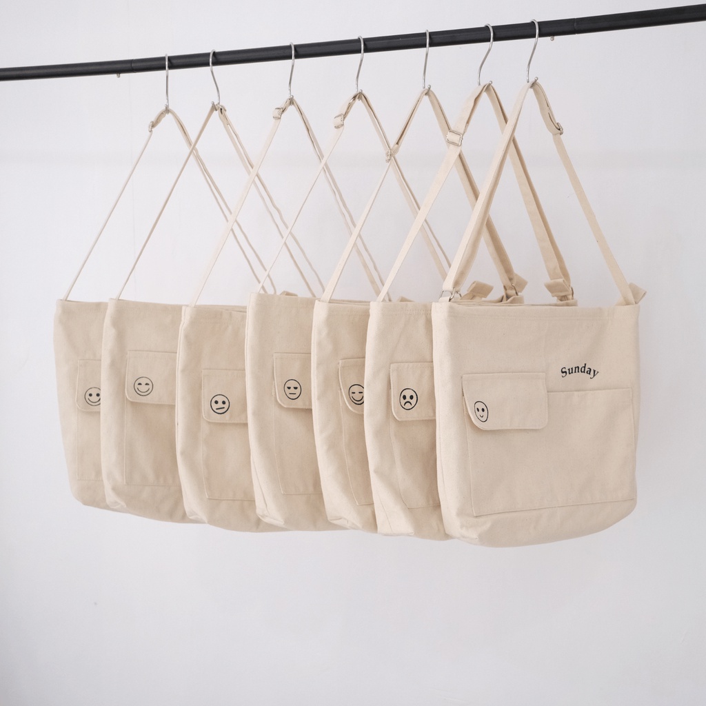 (FREE POUCH) Slingbag DAISY DAY with Emoji