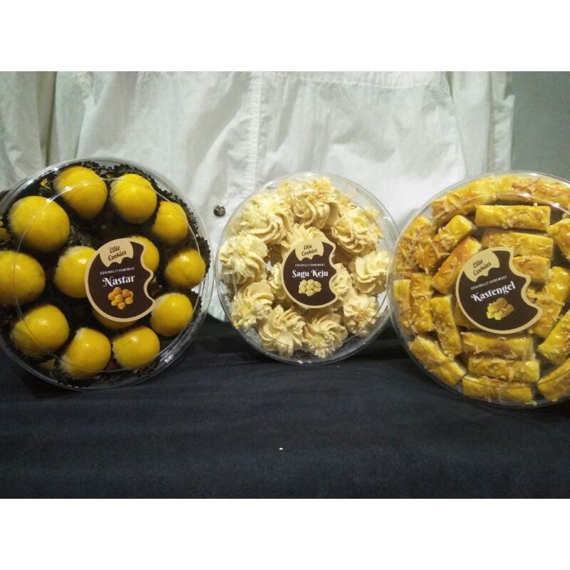 

paket 3 cookies @500gr ( NASTAR, SAGU KEJU,KASTANGEL)