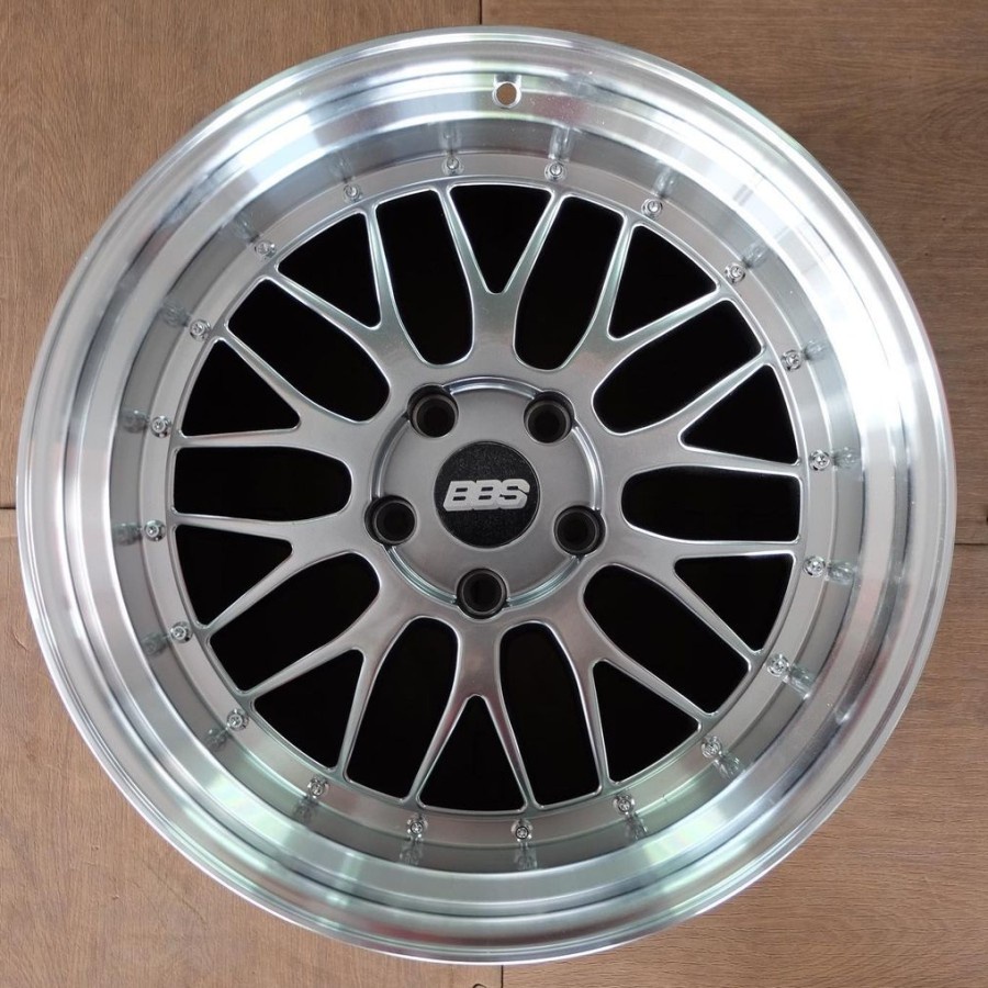 velg celong BBS LM R18x8/9 5x114.3 vekg mobil hrv,civic,innova,terios
