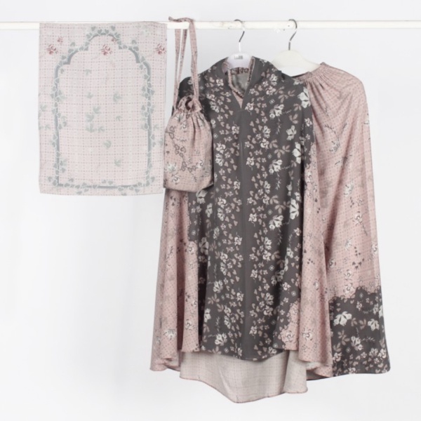 Promo Diario x Dwihanda - Mukena Freilla Kids Free Sejadah Travel - Iris M Diskon