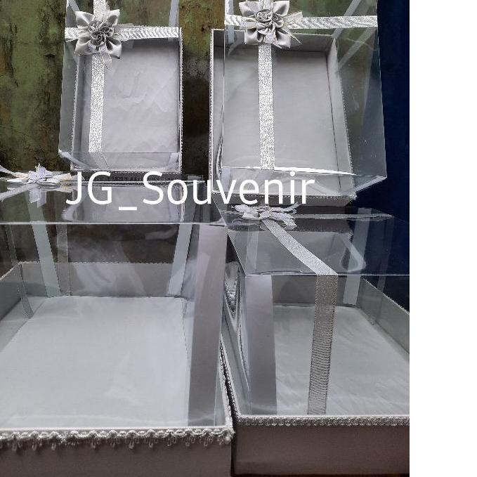 

Termurah Kotak hantaran seserahan mika pita tinggi isi 4 warna silver serbuuu !