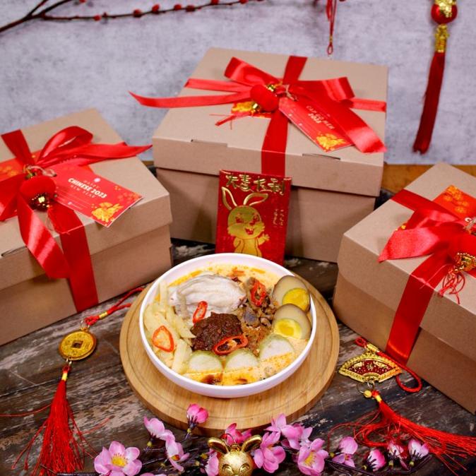 

Paket / Hampers / Parcell Lontong Cap Gomeh ( Family Pack )