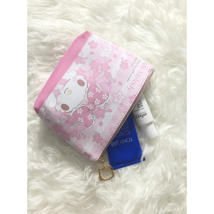 

Tas kosmetik sanrio melody