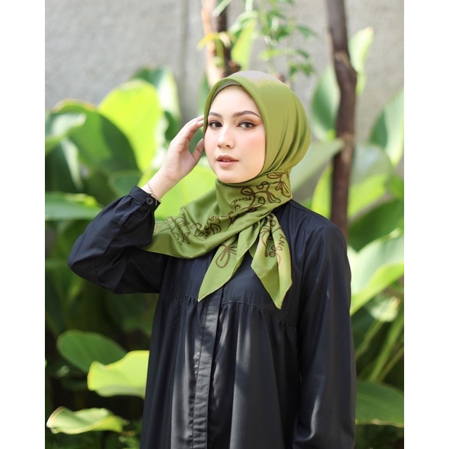 Deenay-Deenay Hijab-Hijab Original-Hijab Kekinian-Hijab Motif Original-Fashion Wanita-Jilbab Origina