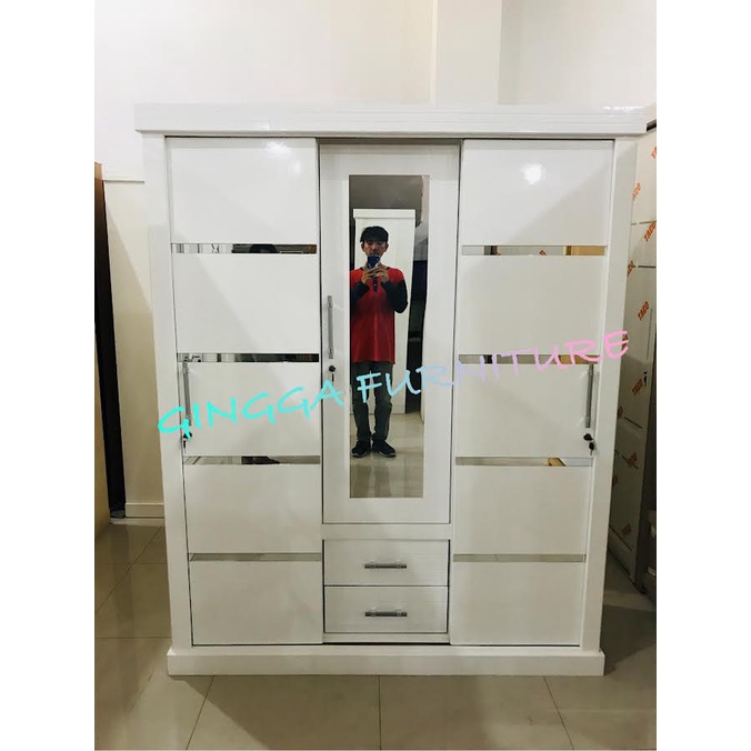 LEMARI PAKAIAN SLIDING LEMARI PINTU 3 LEMARI PAKAIAN 3 PINTU SLIDING MININALIS