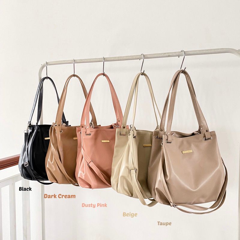 TAS TWEELY LOIS SLING BAG AND TOTE BAG