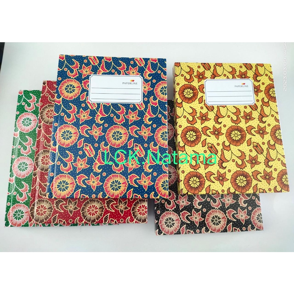 

PAPERLINE Buku tulis Hard Cover Quarto isi 100 lembar buku jurnal