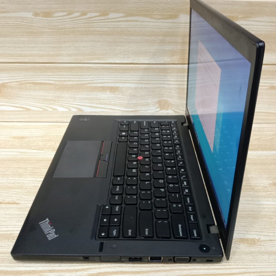 Laptop lenovo thinkpad t450s intel core i5 Ram 8gb 512gb windows10pro second like new