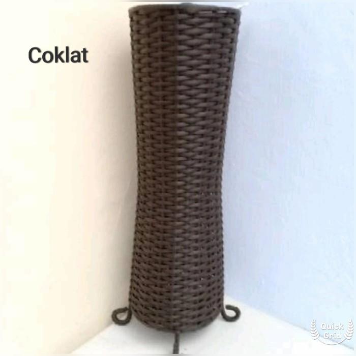 POT ROTAN TINGGI VAS BUNGA SUDUT