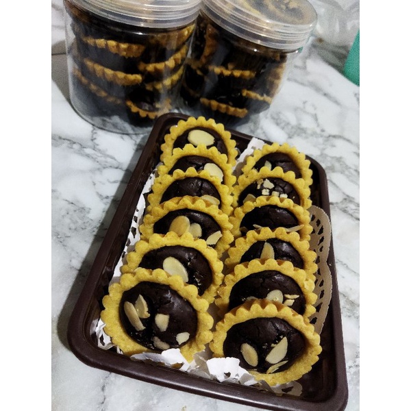 

Pie Brownies Mini & Pie Buah