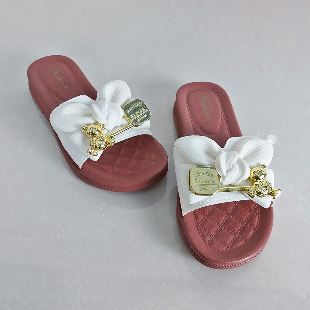 CYS Sandal Jelly Wedges Wanita Cewek Kekinian Motif Pita Pin Beruang Terbaru Sendal Slip on Karet PVC Anti licin Kualitas Bagus Korea Fashion Style SPT-55