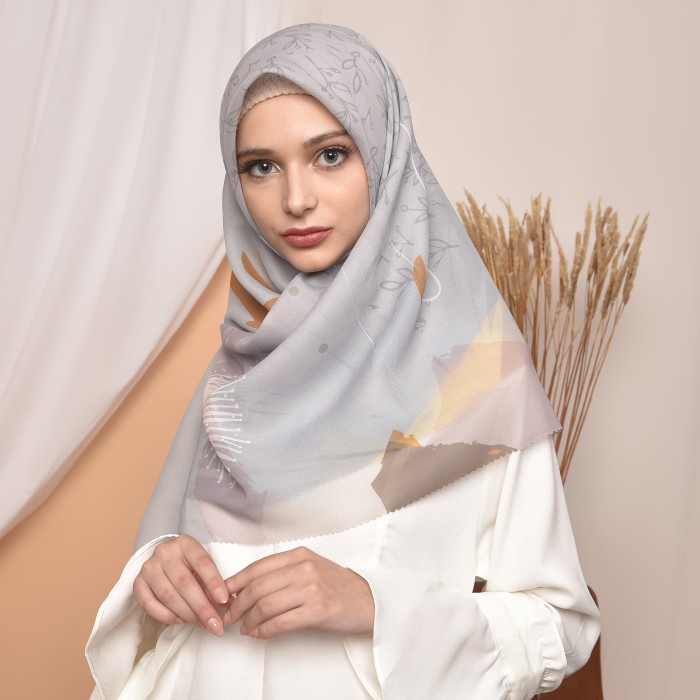 TERLARIS Hijab Segi Empat Danyta Fashion Bahan Voal - Mentari Series - SR024