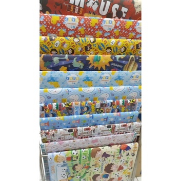 

KERTAS KADO UKURAN 63,5cmx49,5cm