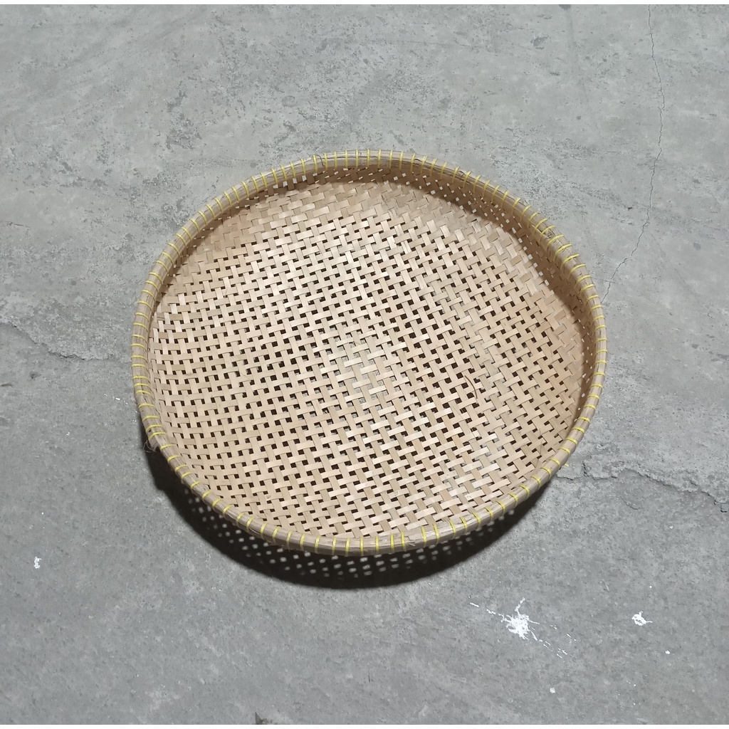 ayakan atau saringan dari bambu ukuran ukuran kecil
