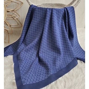 SEGI EMPAT LASERCUT MOTIF DEENAY MONDE NAVY