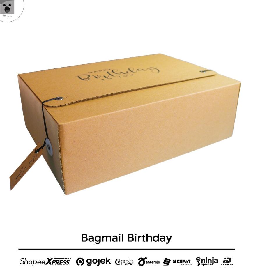 

Diskon Untung happy birthday simple box premium look size : 30x22x10 dan 32,5x28x11 include hangtag