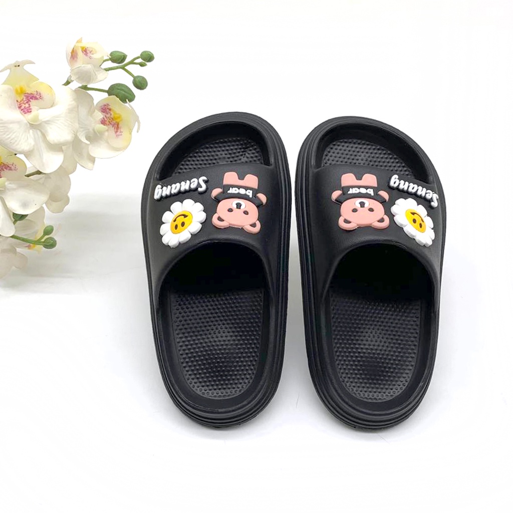 Sandal Selop Anak Perempuan Bahan Karet Anti Licin Kekinian Terbaru Size 24-35