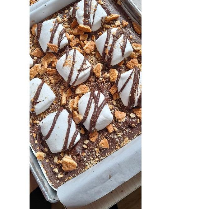 

✈ / Smores Fudgy / Fudge Brownies Panggang (20x20 cm) Ababakuki ✪