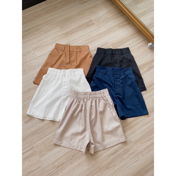 Ashley Pants IVORYCREAM (celana pendek / celana a-line / celana jumbo / celana bigsize )