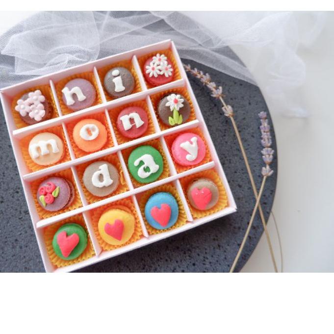 

♥ Macaron Gift 16pcs ☟