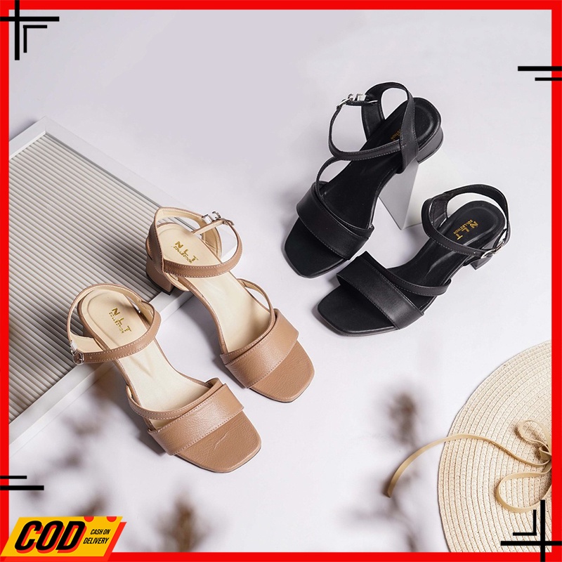 Sandal Hils Hak Tahu Hels Heels Wanita Tinggi 5cm Hitam Putih Sendal High Heels Hak Tahu Heel Hells 