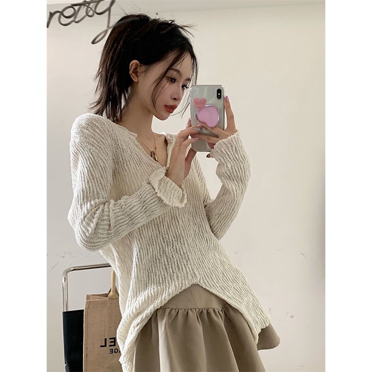 Red Gaya Hong Kong retro bergaris V-neck lengan panjang rajutan sweater wanita musim gugur bagian tipis rasa desain celah longgar atasan kemeja pelindung sinar matahari