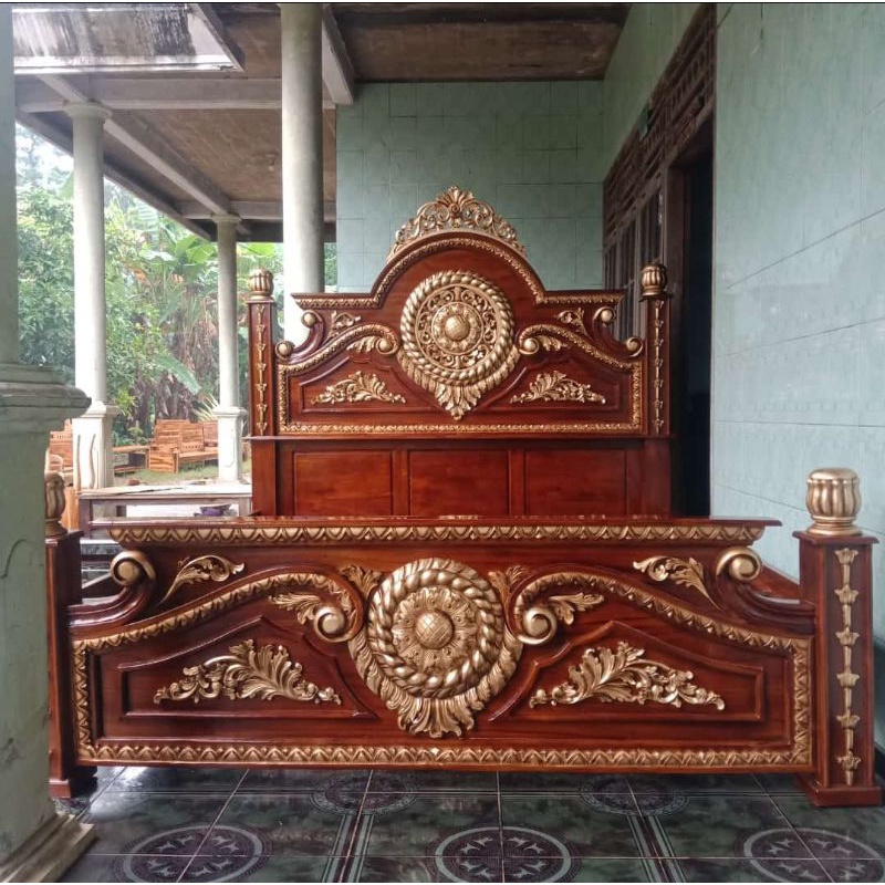 DIPAN TEMPAT TIDUR UKIR BAGONG KAYU JATI ABANGAN JEPARA